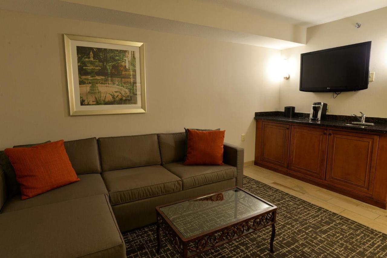 Holiday Inn Hotel & Suites Minneapolis-Lakeville By Ihg Exterior photo