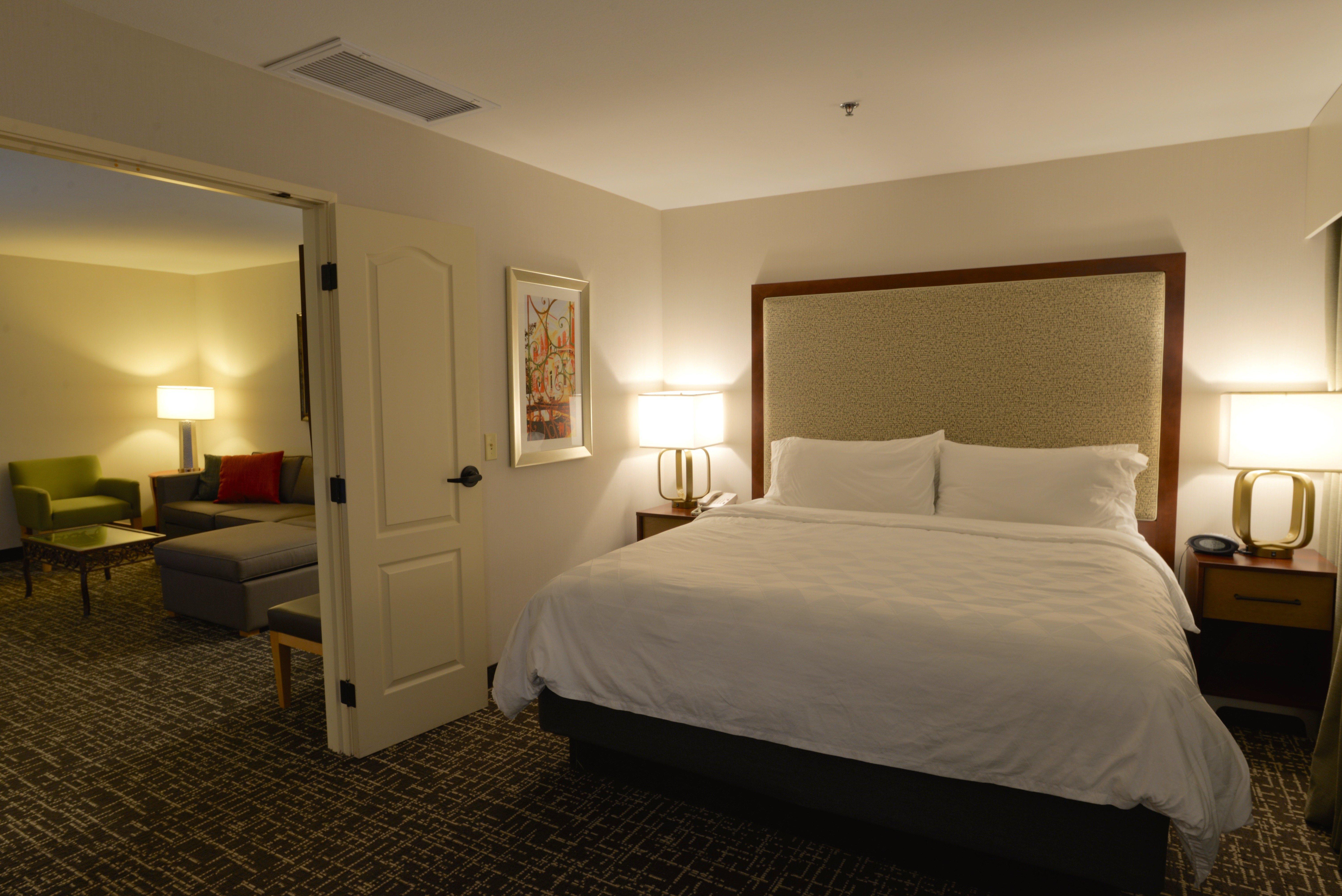 Holiday Inn Hotel & Suites Minneapolis-Lakeville By Ihg Exterior photo