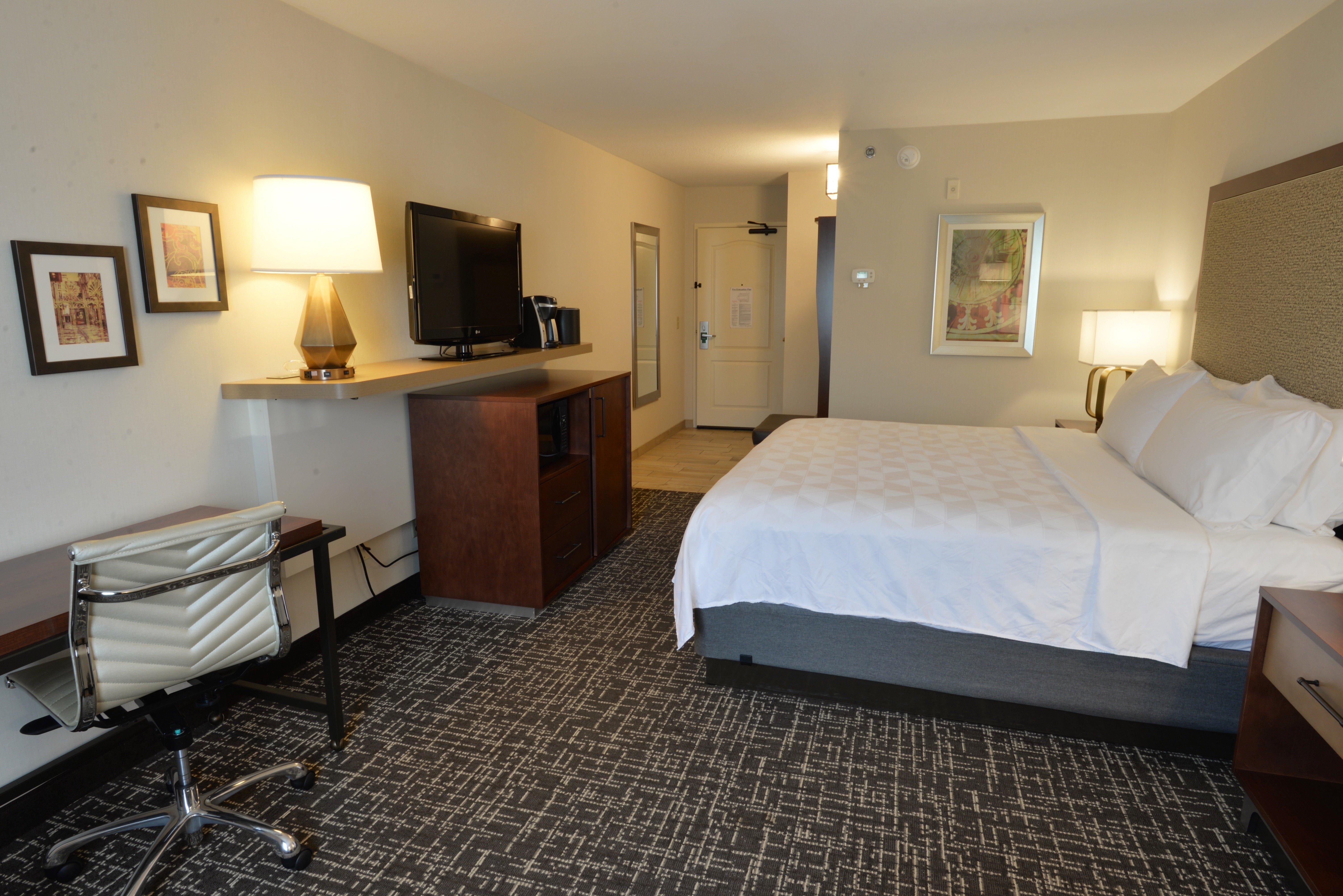 Holiday Inn Hotel & Suites Minneapolis-Lakeville By Ihg Exterior photo