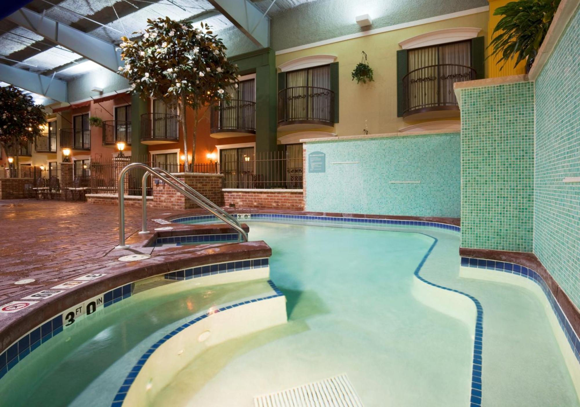 Holiday Inn Hotel & Suites Minneapolis-Lakeville By Ihg Exterior photo